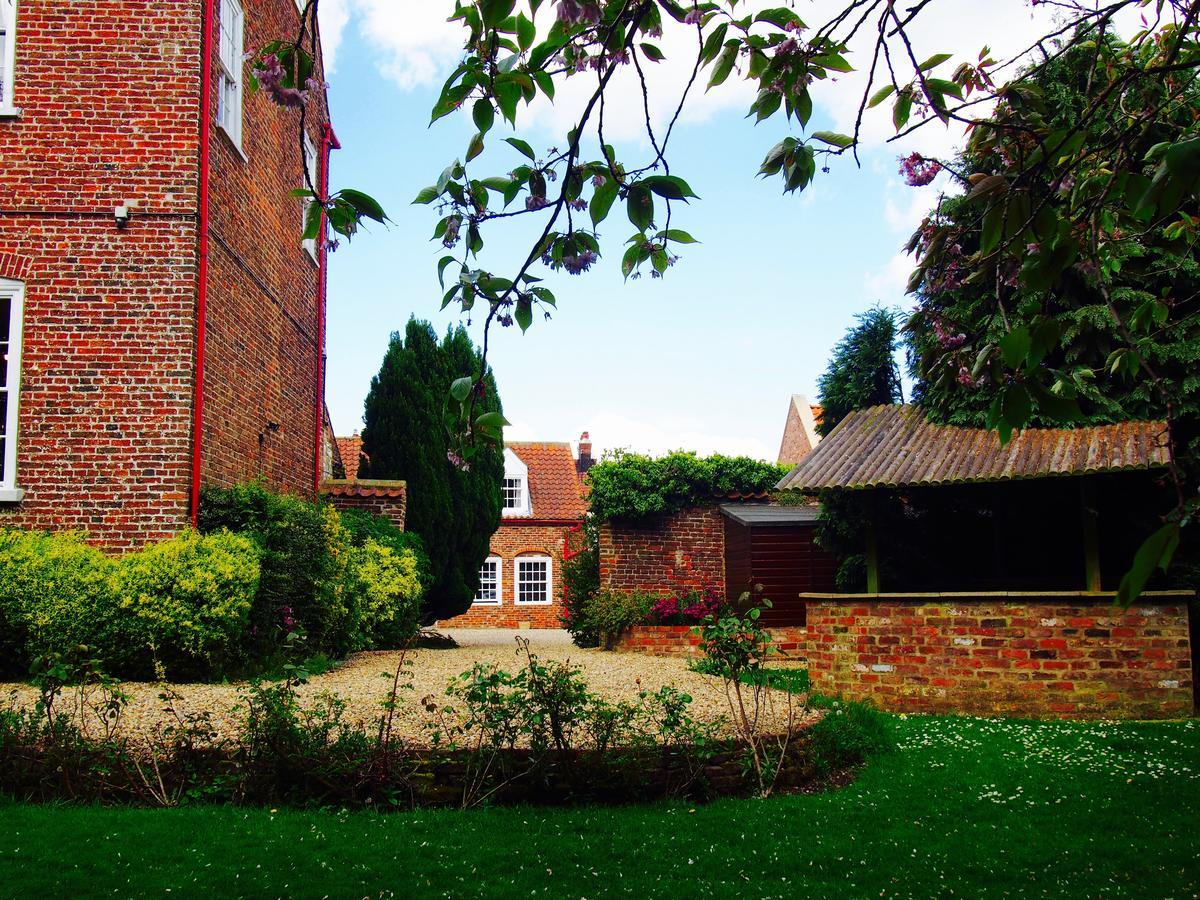 Wrangham House Hotel ฮันแมนบี ภายนอก รูปภาพ
